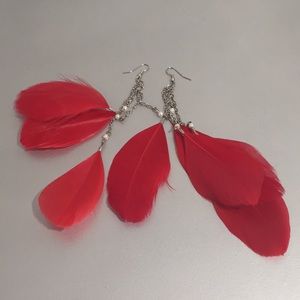 Red feather earings